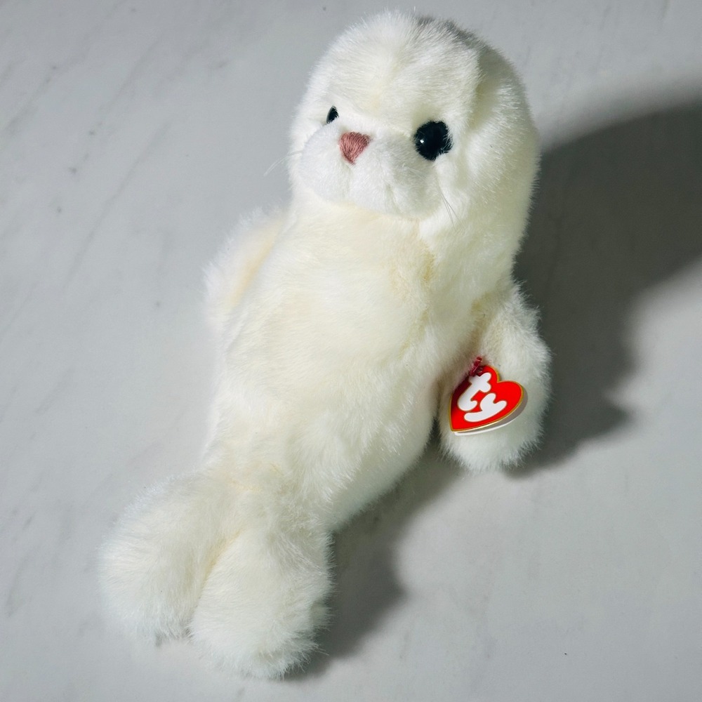 Ty Classic Beanie Baby Misty the Arctic Seal Pup Plush White 1997 With Tags